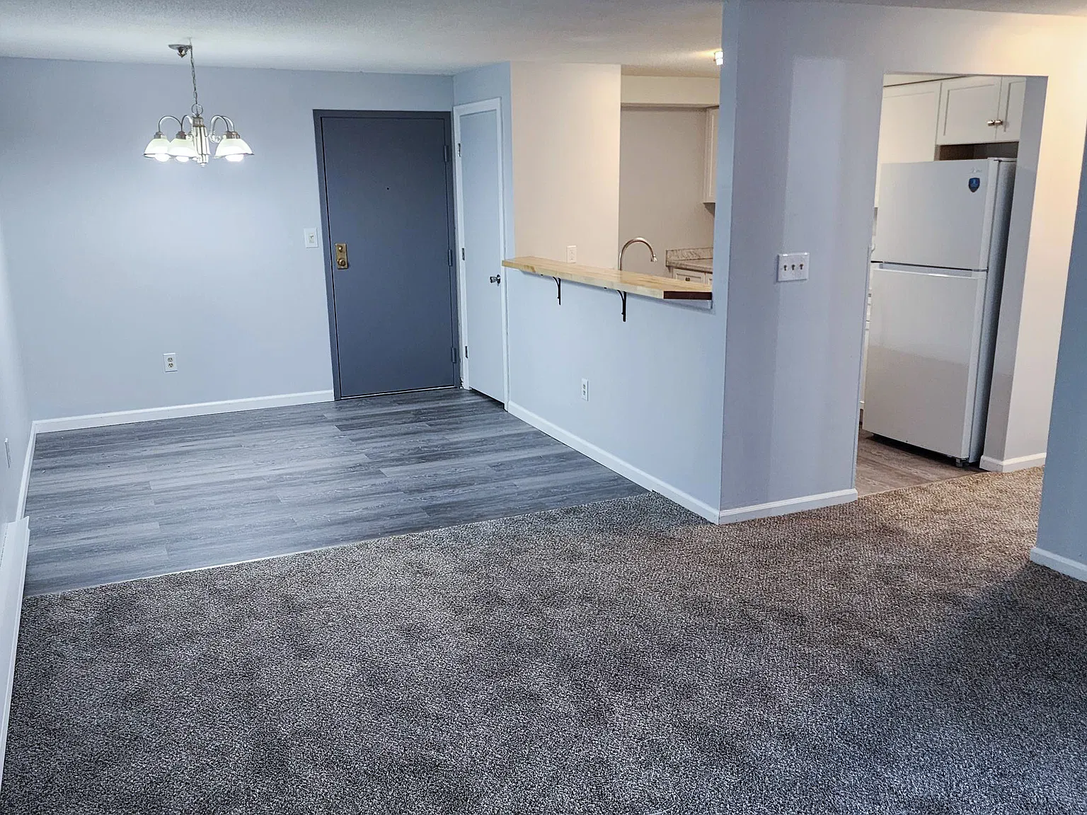 2 bed, 850 sqft, $1,800 — Photo 3