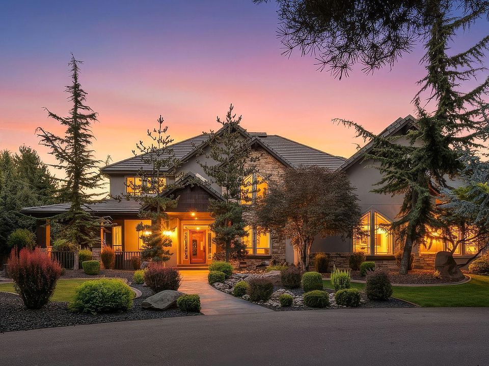 1st image of 10466 W Sultana Ln