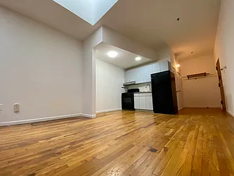 Rented by The InHouse Group