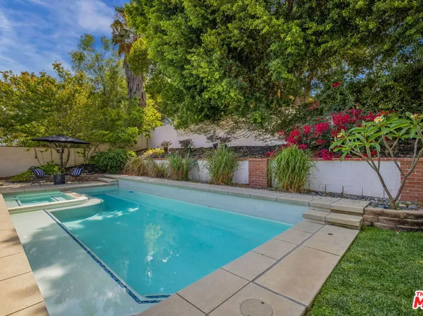 19051 Brasilia Dr, Porter Ranch, CA 91326