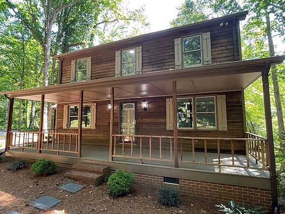 2nd image of 2519 Fernwick Dr