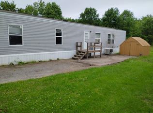 226 Tyler Rd #21, Geff, IL 62842