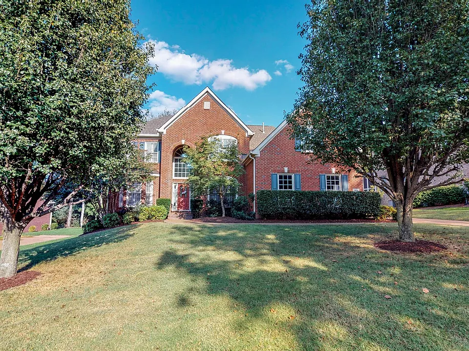 9816 Albemarle Ln