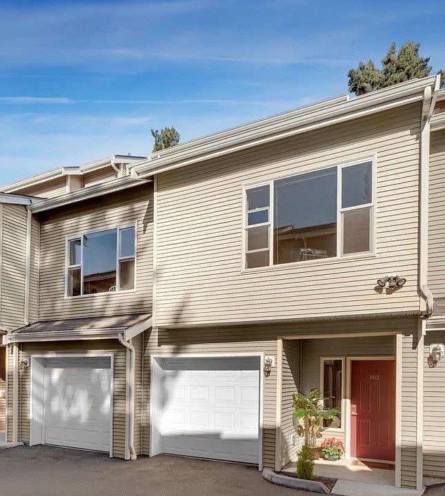 1st image of 7123 NE 175th St Unit 102