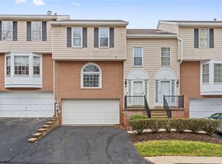 509 Newport Dr, Pittsburgh, PA