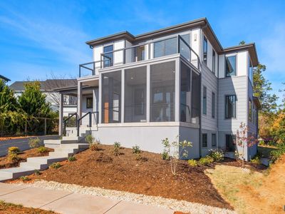 627 Lochlyn Hill Dr, Charlottesville, VA, 22901