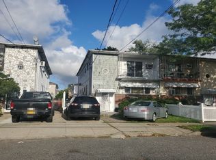 14949 Weller Ln, Rosedale, NY 11422