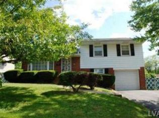 1430 Middlesex Rd, Allentown, PA 18103