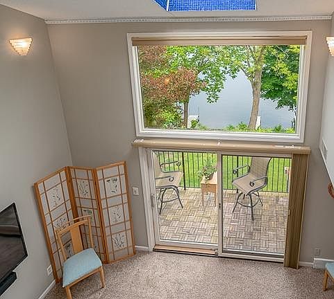 4th image of 9641 Harbour Cove Ct