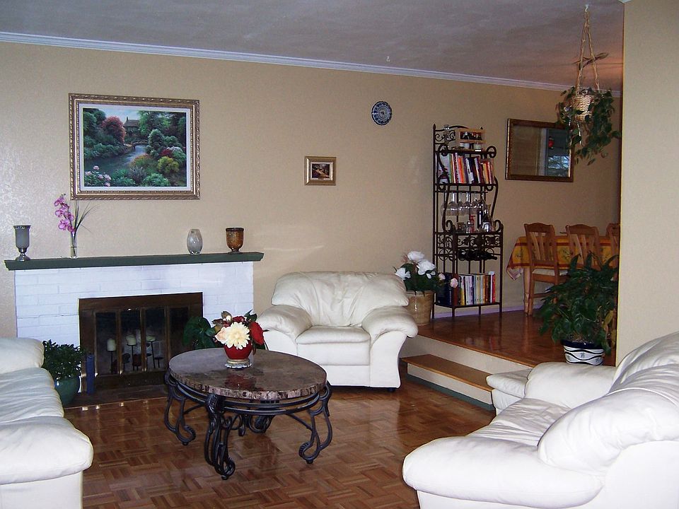 2nd image of 12801 SE 67th St