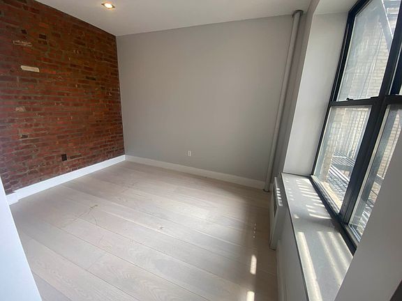3rd image of 195 Stanton St APT 3H