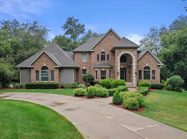 N8031 Oak Ridge Drive, Beaver Dam, WI 53916