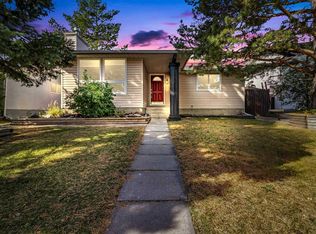 968 E Bracewood Rise SW, Calgary, AB T2W 3C9