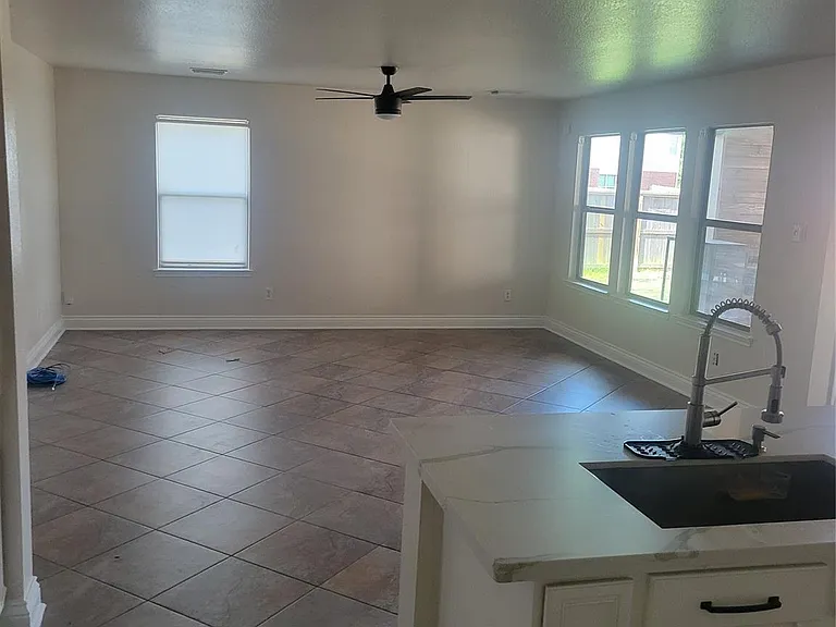 3903 Brook Garden Ln — Photo 5