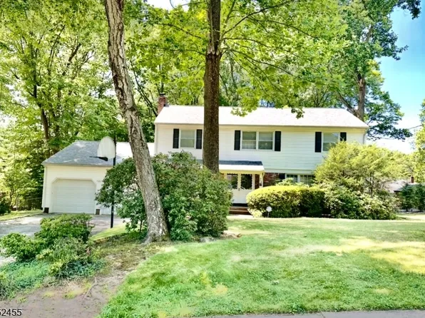 24 Tremont Terrace, Livingston Twp., NJ 07039