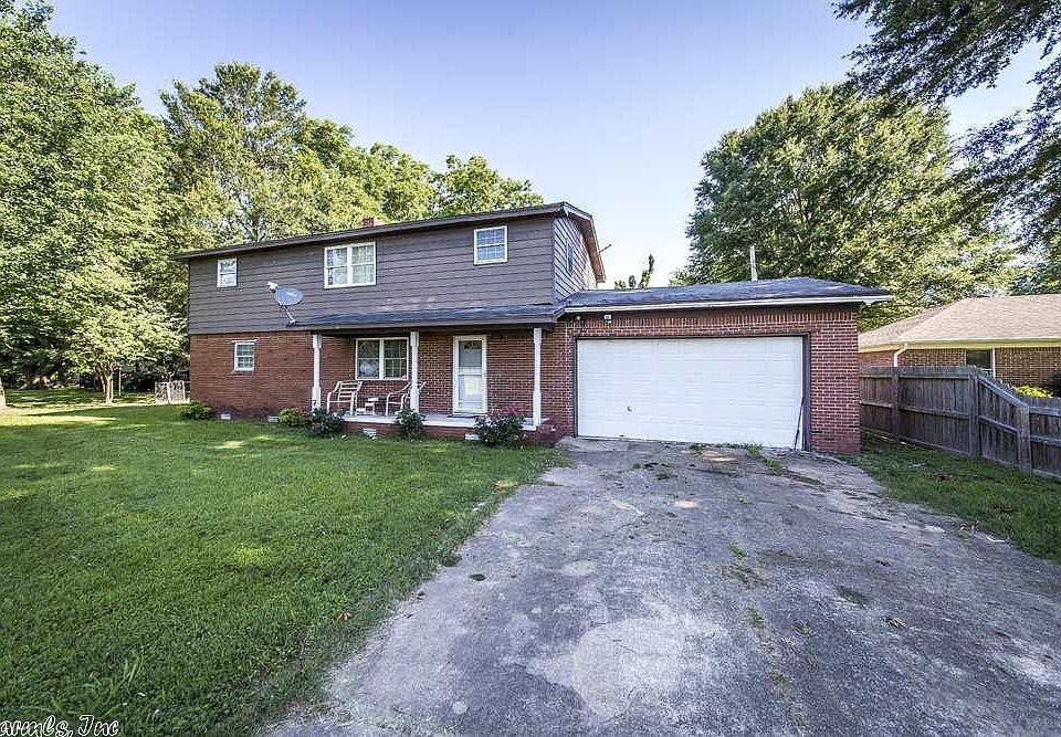 1st image of 13907 Old River Dr