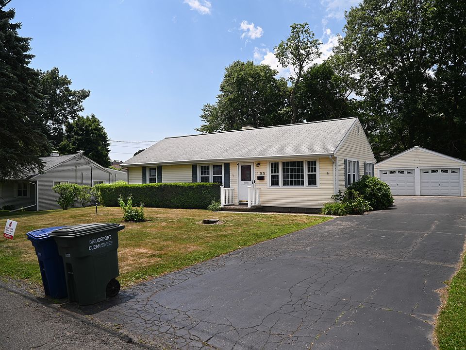1st image of 105 Daniel Dr