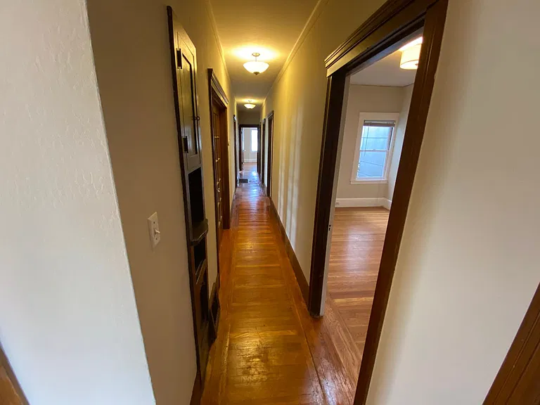 42 Castle Manor Ave — Photo 23