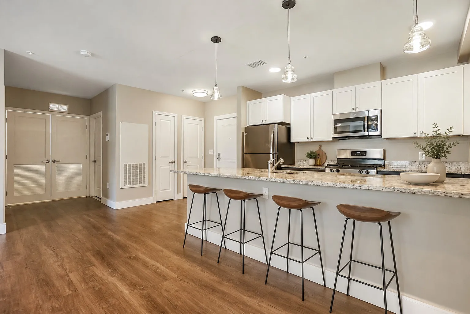 River Rock Residence — Photo 4