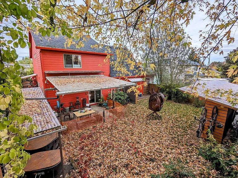 2408 N Baldwin St — Photo 3