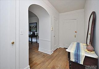 5th image of 1 Meadow Dr APT 3M