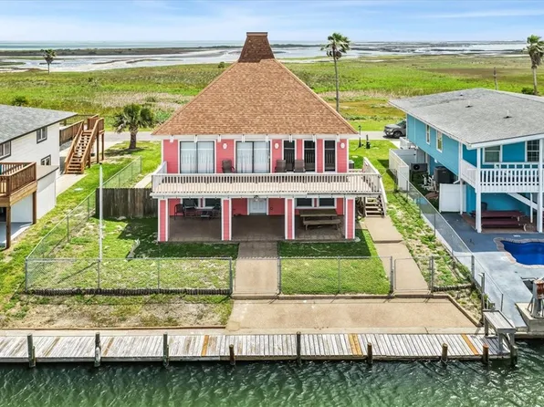 136 Port Saint Claire, City By The Sea, TX 78336