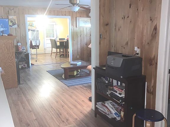 3rd image of 135 Goodman Dr