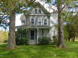 610 Water St, Williamstown, MA 01267