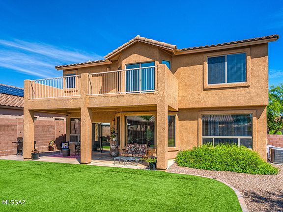 3rd image of 691 W Adagio Ln