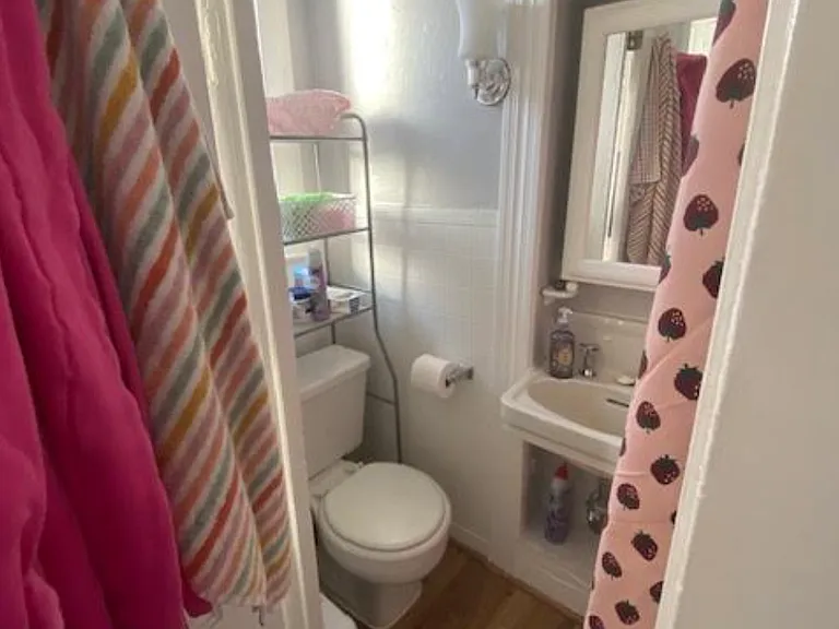 2469 Seneca St #3 — Photo 8