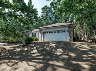 39 Alicante Rd, Hot Springs, AR 71909