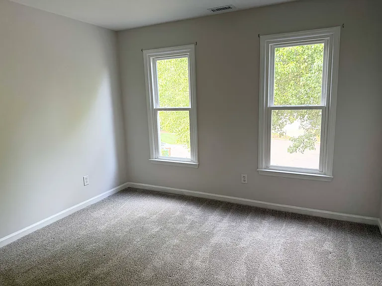 205 Halpen Dr — Photo 28