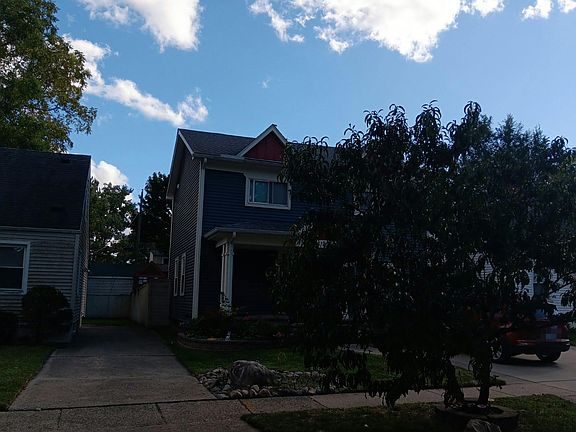 3rd image of 34261 Richard St
