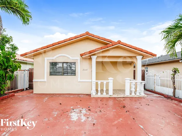2664 W 70th Pl, Hialeah, FL 33016