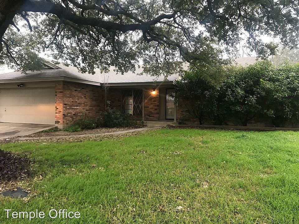 1st image of 2909 Oakdale Dr