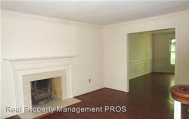 4th image of 4797 Yorktown Blvd