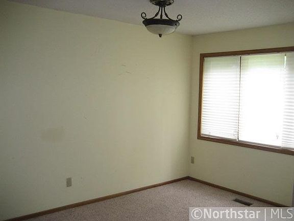 2nd image of 6099 Courtly Alcove
