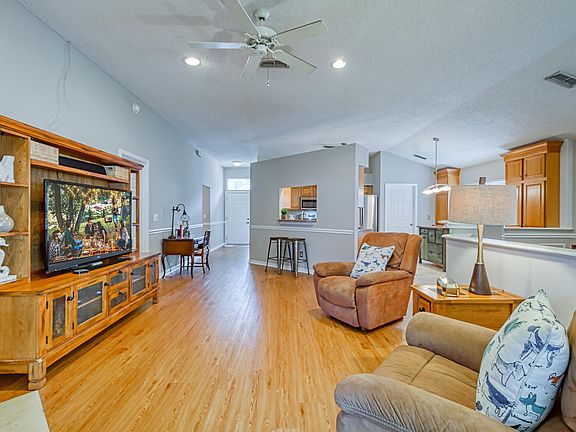 3rd image of 10734 Orchard Walk Pl W