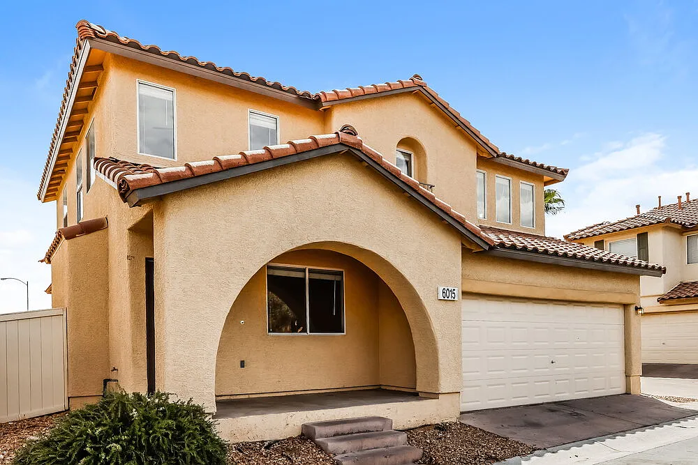 3 bed, 2.5 bath, 1476 sqft, $1,985 — Photo 4