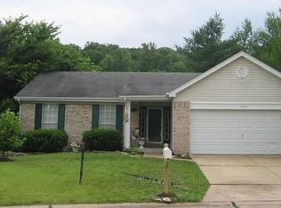 17004 Elm Trail Dr, Eureka, MO