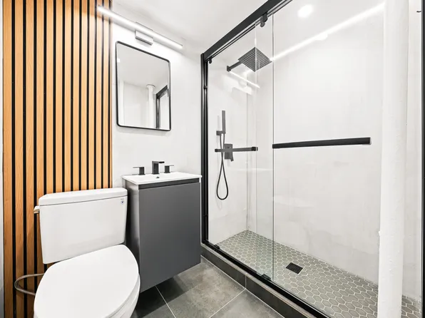 81 Saint Mark's Place image 5 of 5