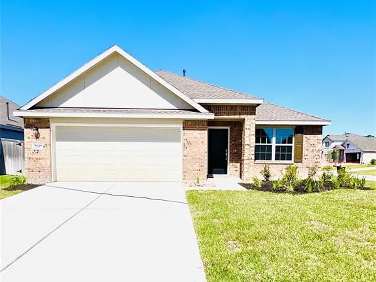 22445 Mountain Pine Dr — Photo 2