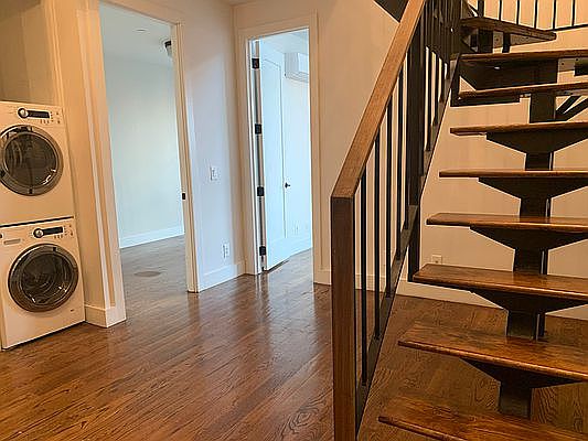 3rd image of 83 Graham Ave #4B