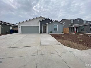 5917 Vespucci Ave, Bakersfield, CA