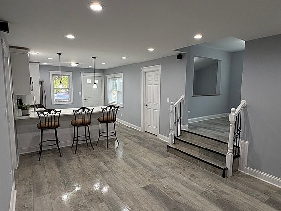 4th image of 5517 Essex Rd