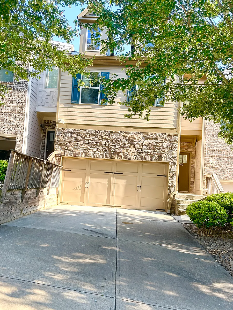 Building Photo - 1780 Paxton Dr