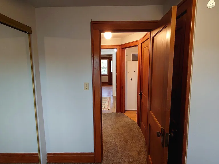 64U Parkwood Ave — Photo 21