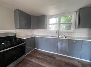 17 15th St, Buffalo, NY 14213