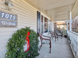 1019 Pasadena Pkwy, Waunakee, WI 53597