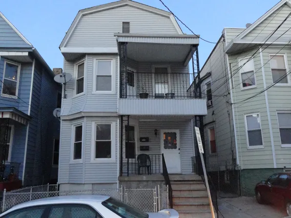 252 Grant Ave, Jersey City, NJ 07305